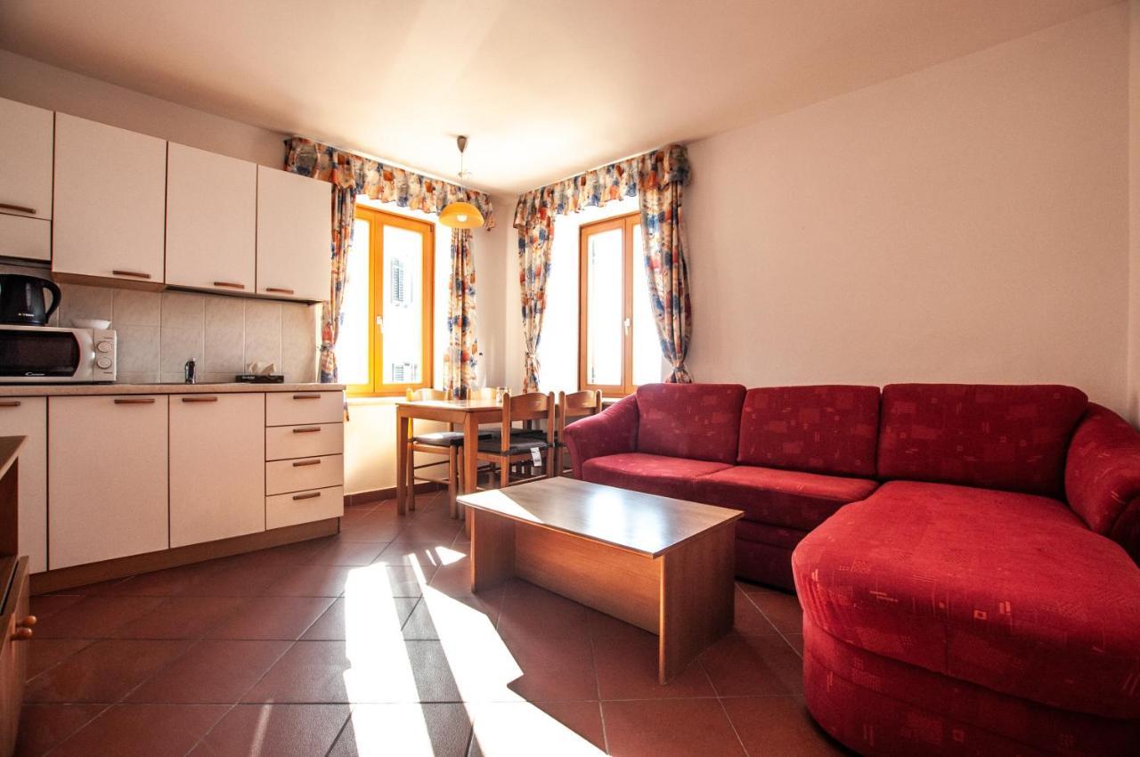 Apartments Punta Piran Exterior photo