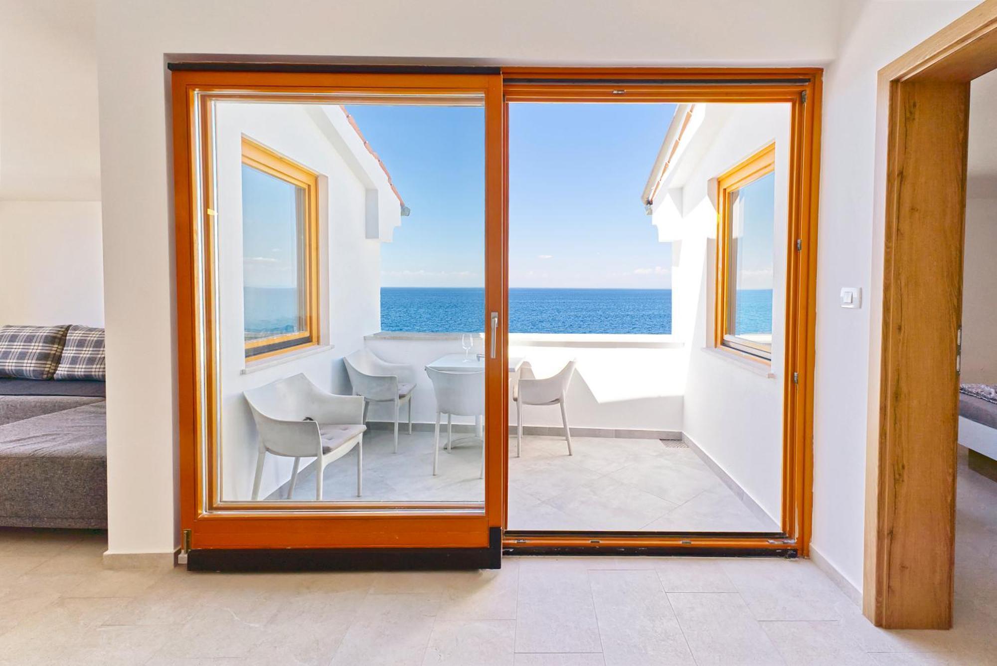 Apartments Punta Piran Exterior photo